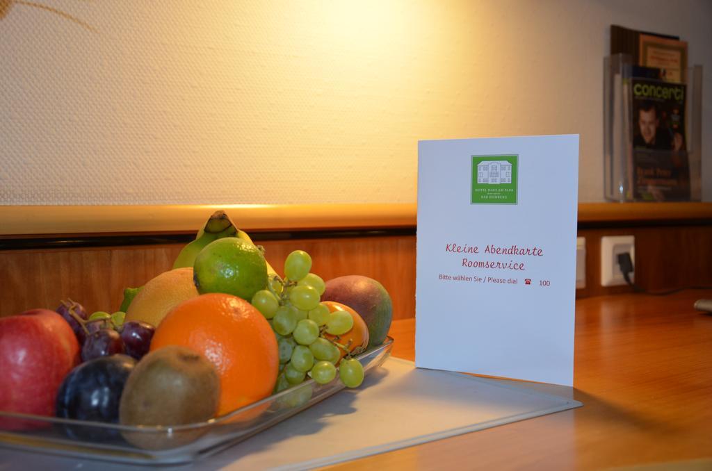 Hotel Haus Am Park Bad Homburg vor der Hoehe Luaran gambar