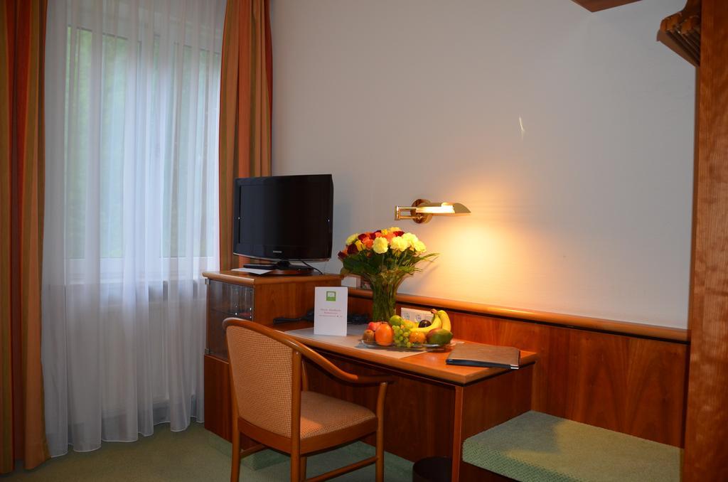 Hotel Haus Am Park Bad Homburg vor der Hoehe Luaran gambar